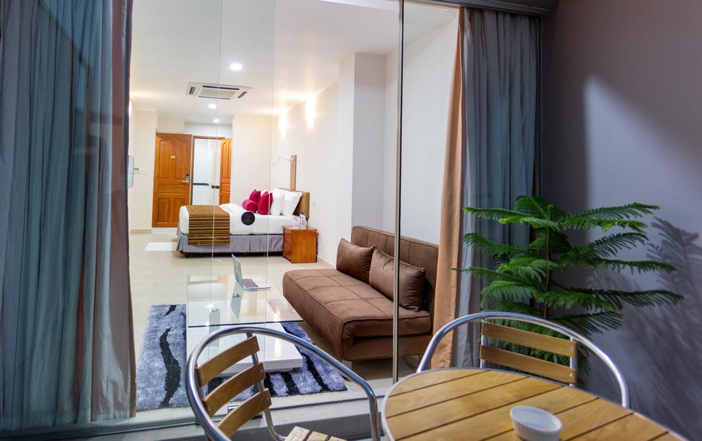 Novina Malé Exterior foto